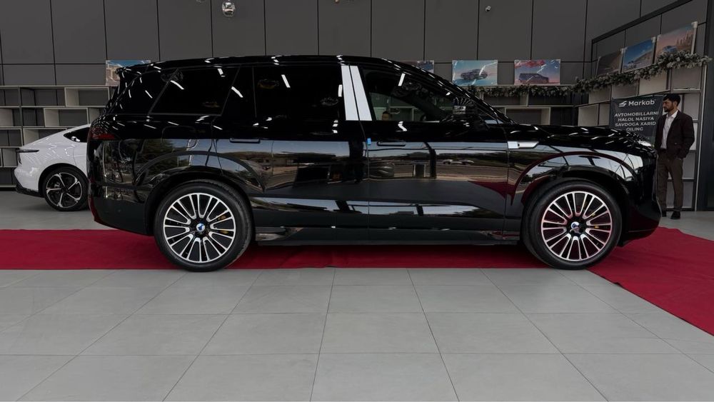 Denza N8L premium gibrid SUV