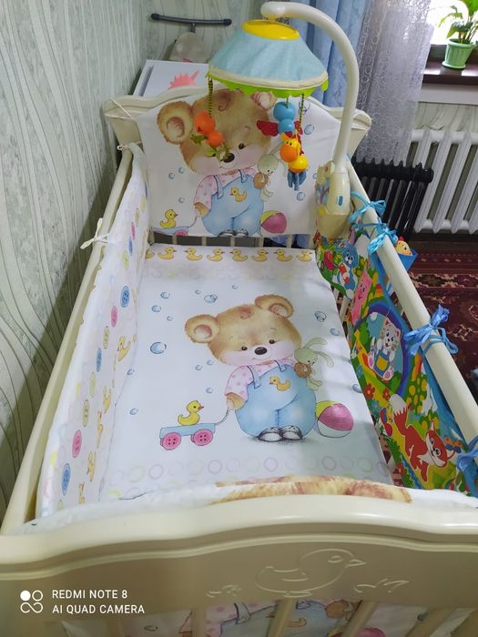 Продам детскую кроватку