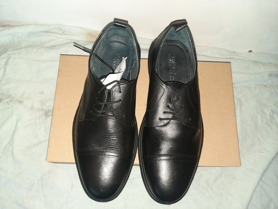 Чисто нови Български пролетни есенни мъжки обувки естествена кожа 42