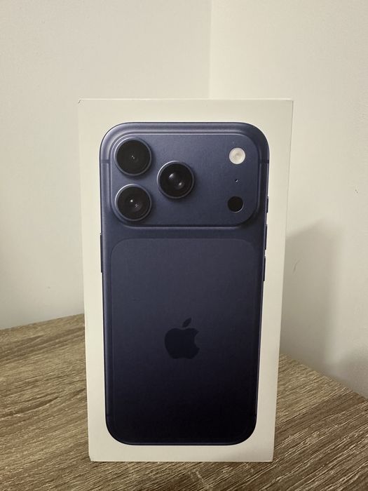 iPhone 17 Pro Deep Blue, 256 GB