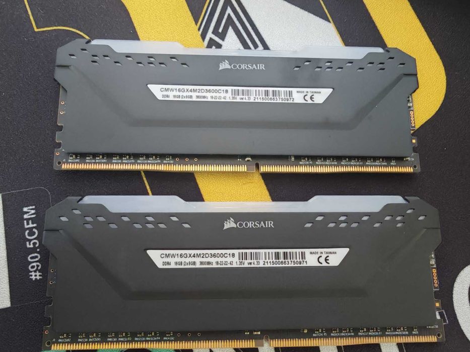 Рам памет Corsair Vengeance RGB PRO 16GB (2x8GB) DDR4 3600MHz