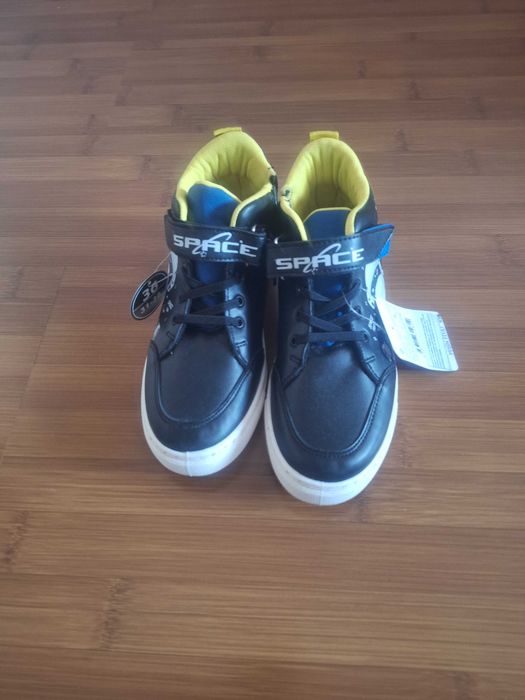 Кецове от еко кожа- нови с етикет-номер 36