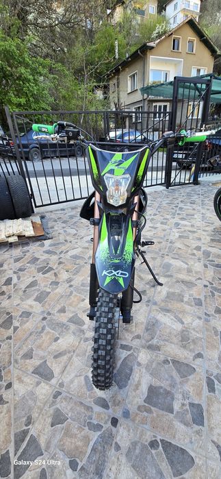 Бензинов кросов мотор 125cc