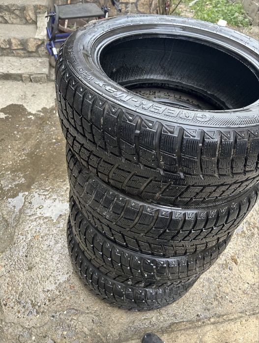 Чисто нови зимни гуми 265/50R19