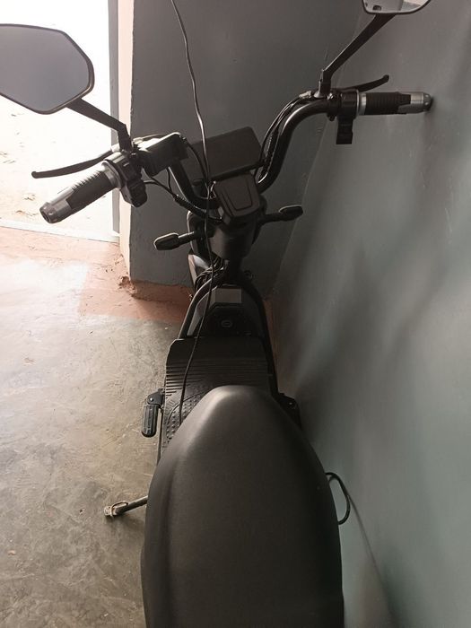 Skuter sotiladi zoʻr holatda