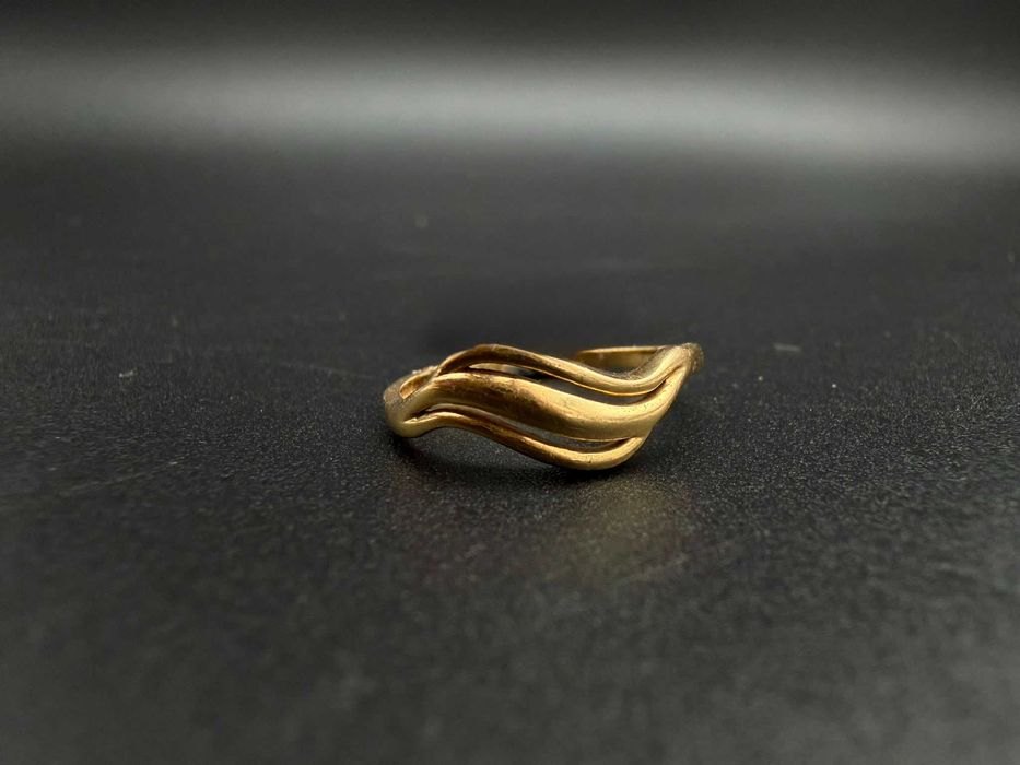 Dracula Amanet: Inel de Aur, 1.38gr/14k.