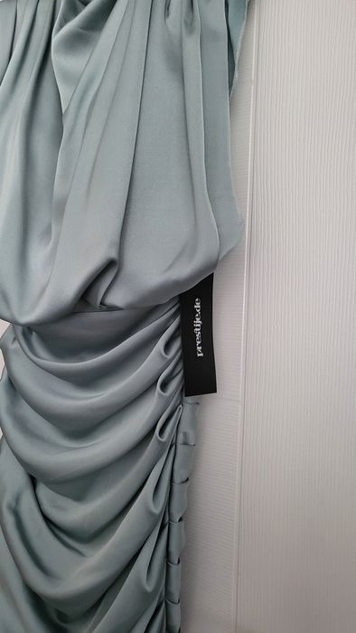 Чисто нова  къса рокля