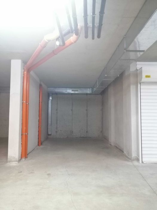 Гараж за продажба