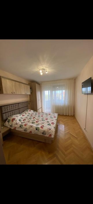 Apartament 3 camere de chiriat Bd.Dacia