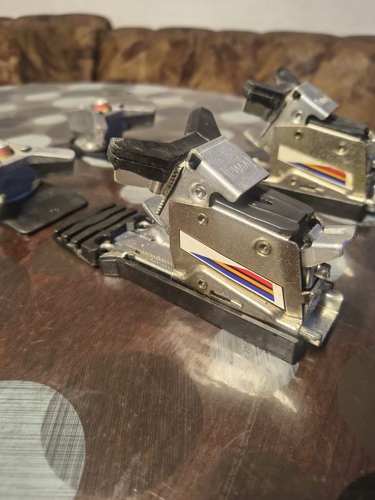 Ски младост 180 см чисто нови