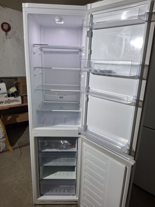 Шыттай Холодильник Веко сатылады.