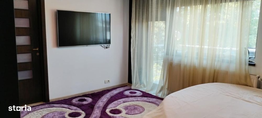 Vila 5 camere cu piscina,teren 618mp,constr.2011,Colentina-Andronache