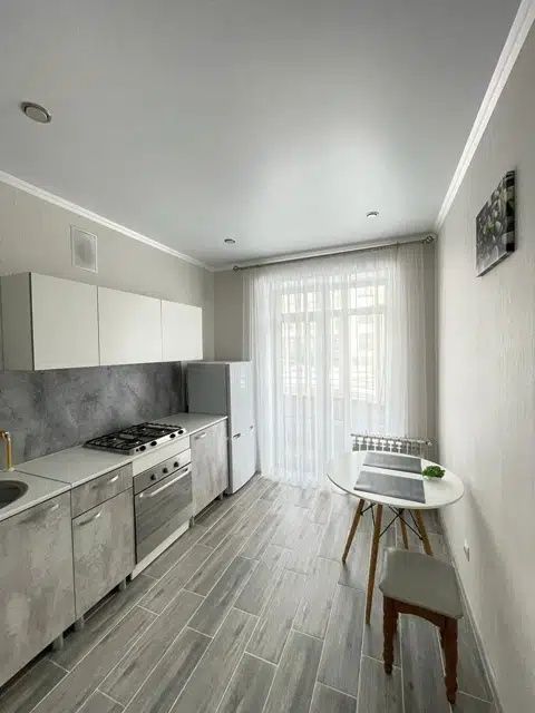 Электроаппарат 1/4/7 Рядом с центром Узбум Саракулька