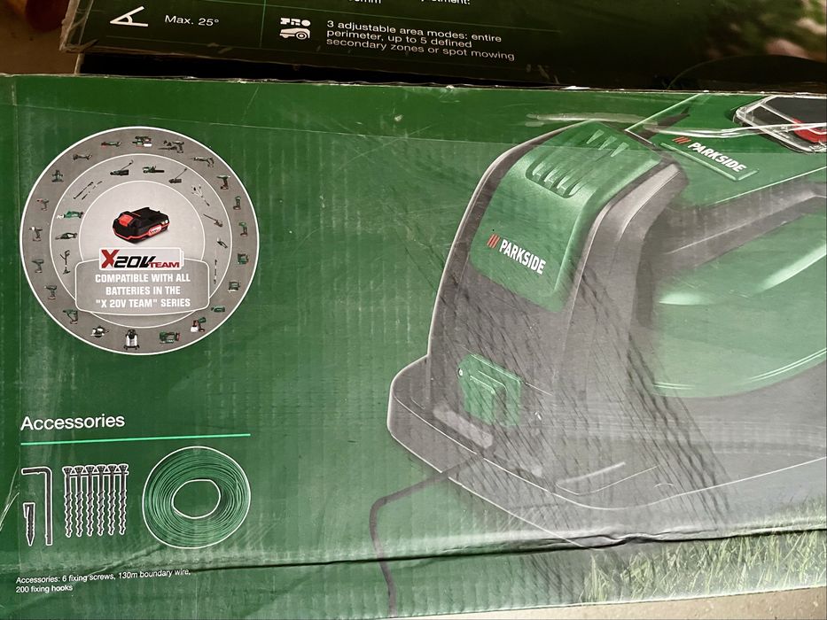 Robot de tuns iarba Parkside