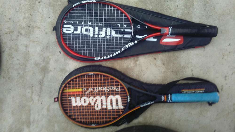 Paleta de tenis ..rachetă de tenis