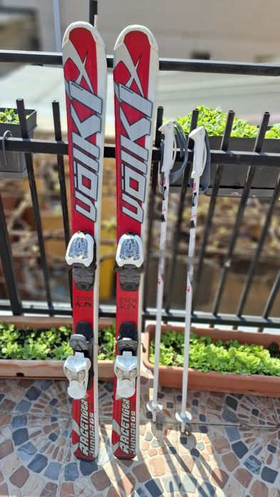 Set Complet Schi Junior: Völkl (110 cm) + Clăpari Salomon + Cască Uvex