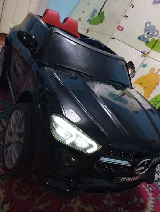 Продам детскую машину