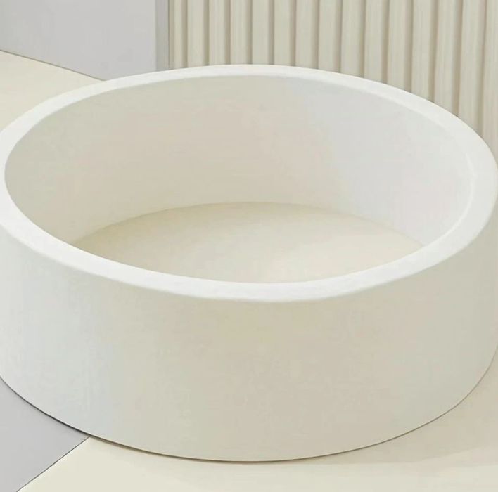 Мягкий сухой бассейн