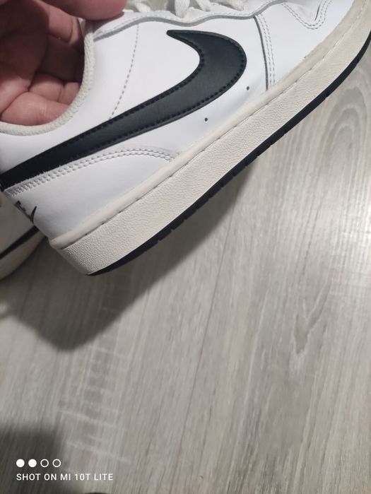 Маратонки NIKE,номер 38