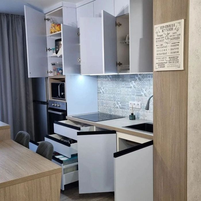 Кухонный гарнитур/ кухни под заказ