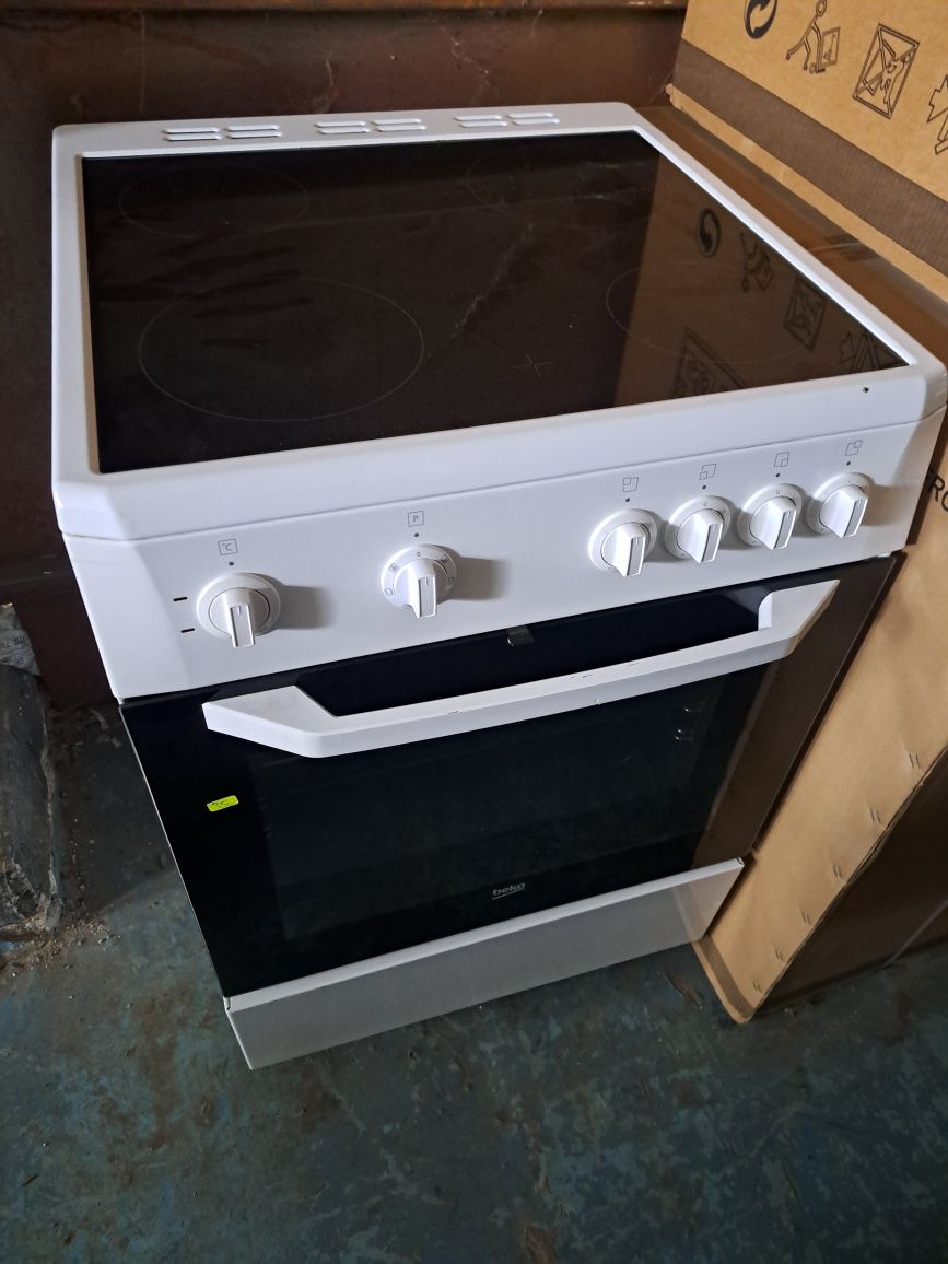 Готварска печка Беко/Beko 70 литра гр. Карнобат • OLX.bg