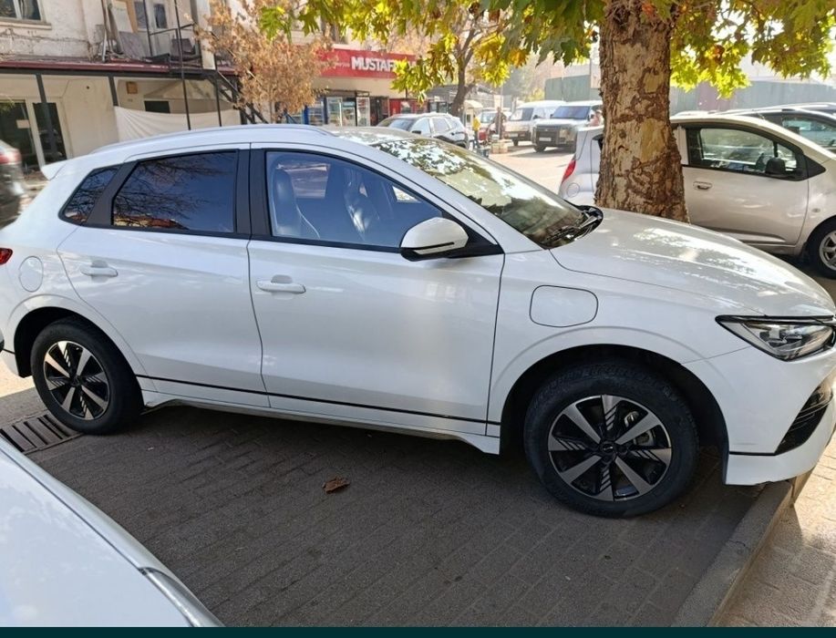 BYD E2 2023 sotiladi