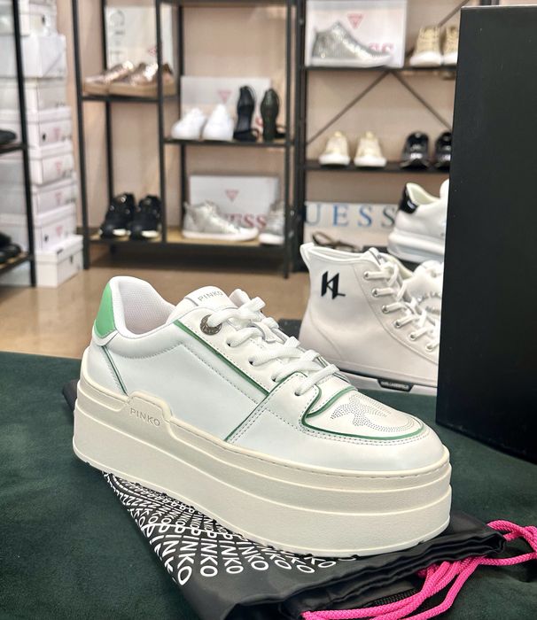 Оригинални дамски сникърси PINKO намалени