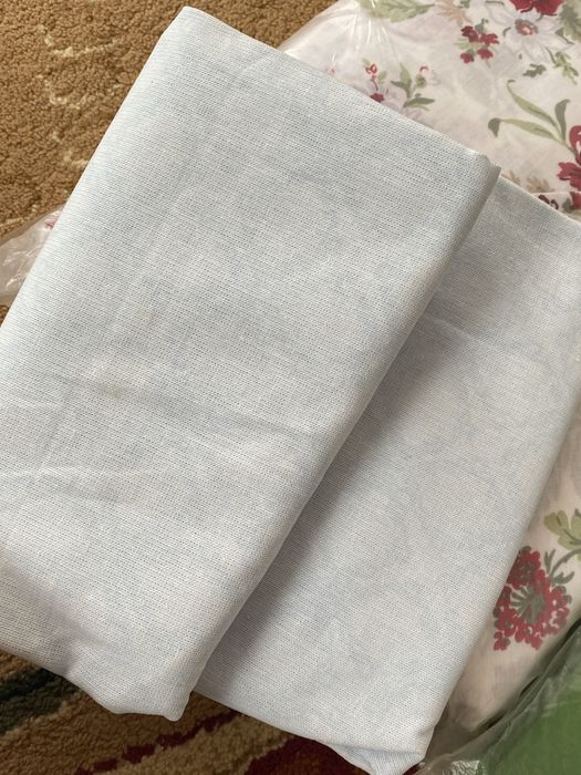 постельное белье и наволочка