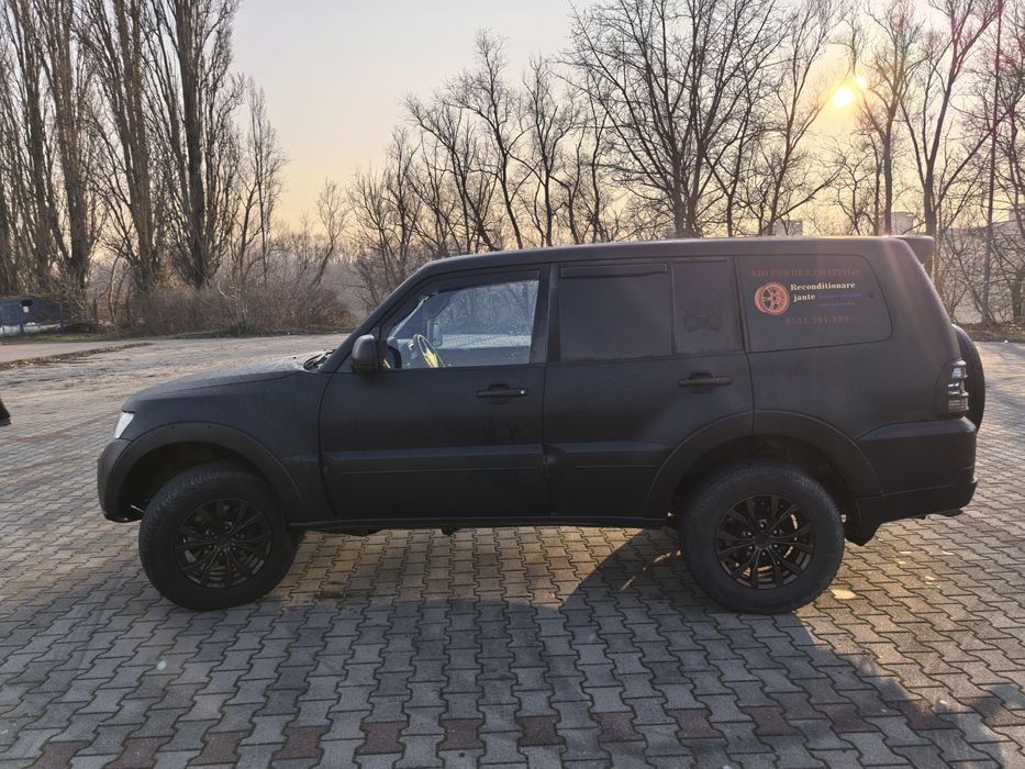 Vand Schimb Mitsubishi Pajero, mk4 2007, Autoutilitar, 3.2diesel