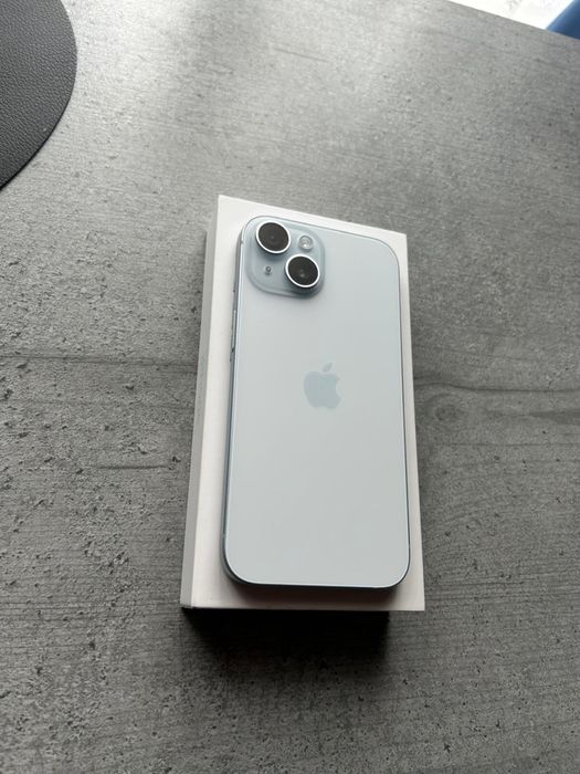 Vand iphone 15 128gb