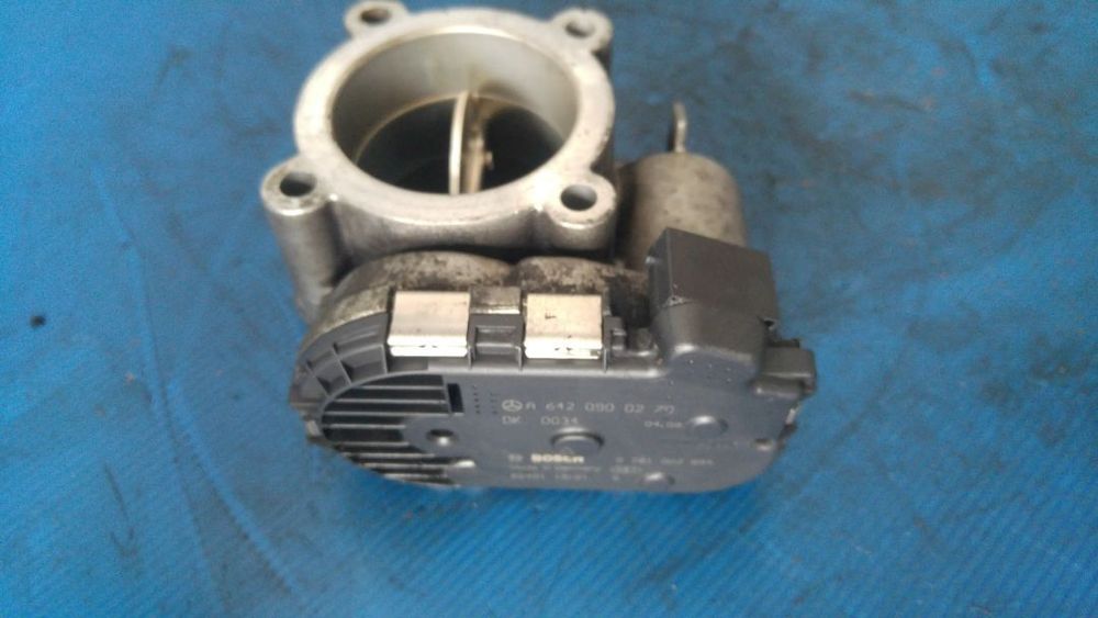 clapeta acceleratie 3.0 cdi mercedes sprinter 906 218 cdi euro 4 dupa 2006 a6420900270
