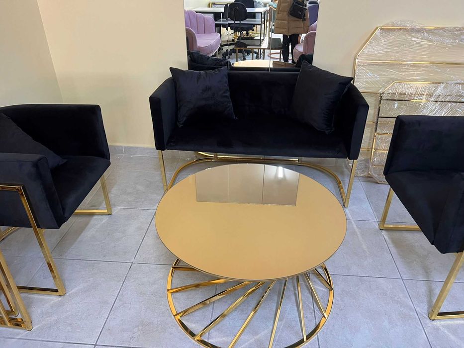 Комплект Диван и 2 стола. Безплатна доставка