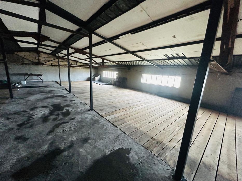 Spațiu de închiriat 242m2 albota