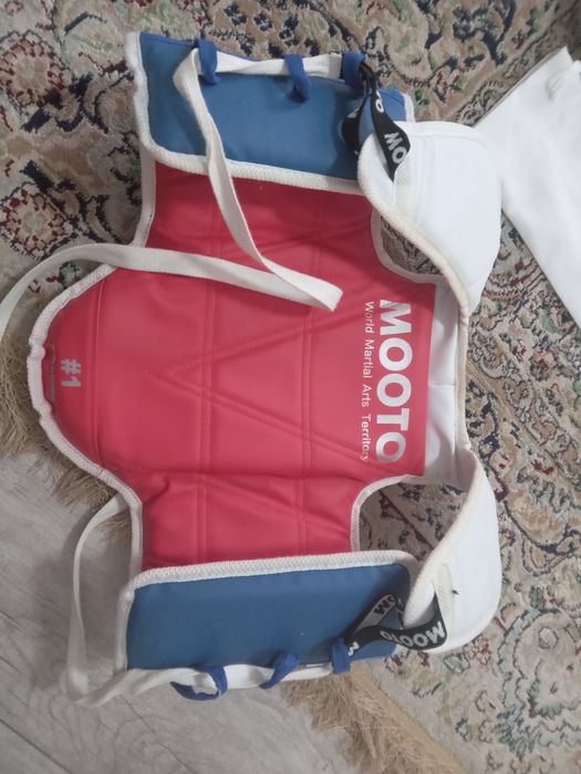 Продам спорт комплекты.