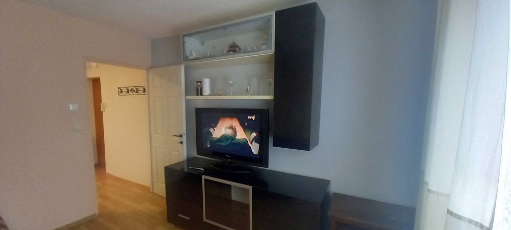 Inchiriez apartament decomandat 2 camere Deva