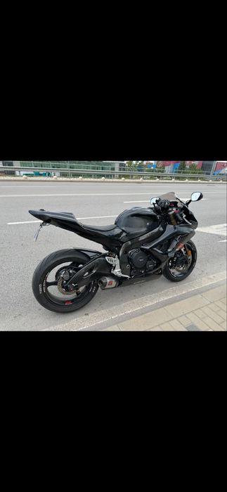 Смоли/ Спойлери за Suzuki gsxr k7-L0  600/750 от стъклоплат