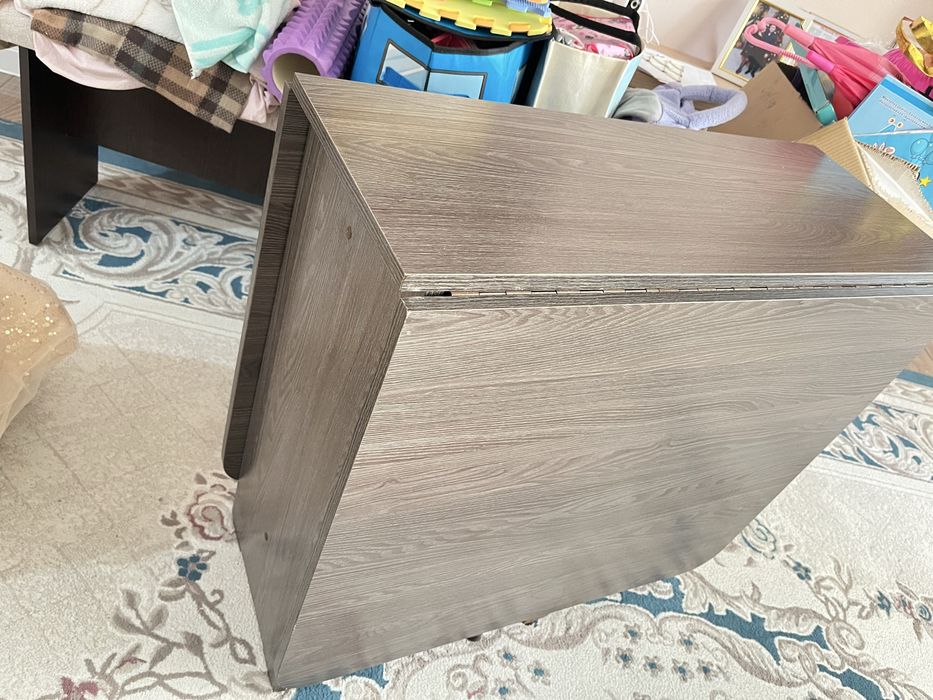 Продам Стол книжка