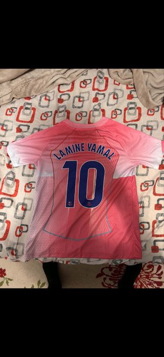 Vand trciouri de fotbal