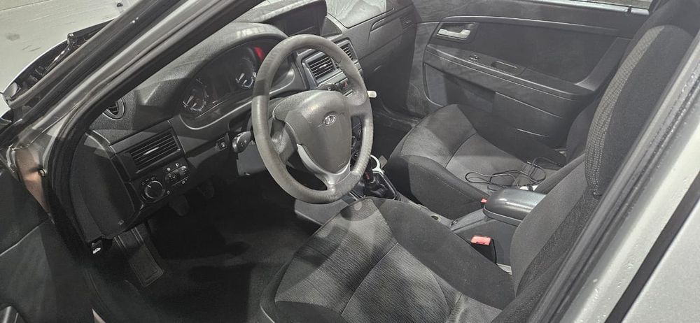 Продам приору 2015 год