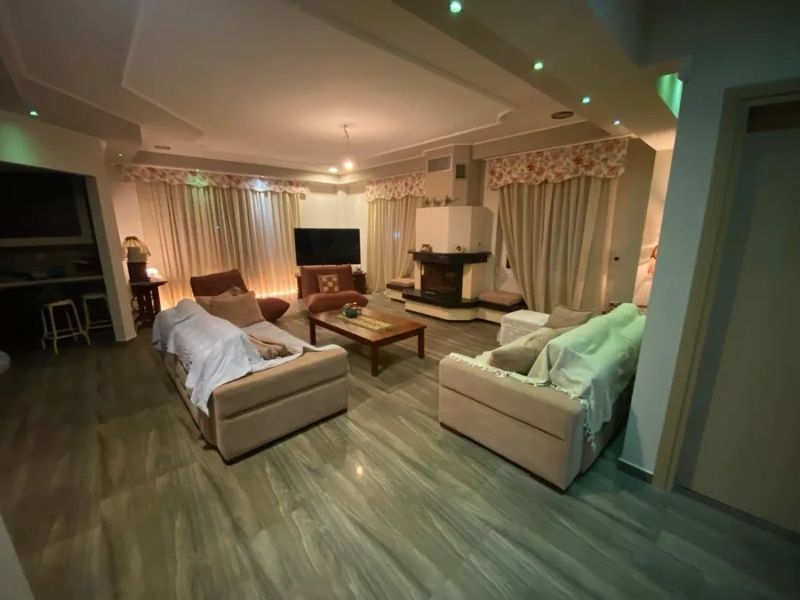 ПРОДАВА ! Самостоятелна къща в Паралия Офринио