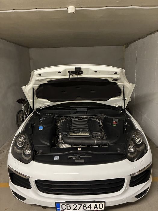 Porsche Cayenne Platinium Edition