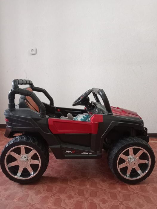 Продам коляска и машина