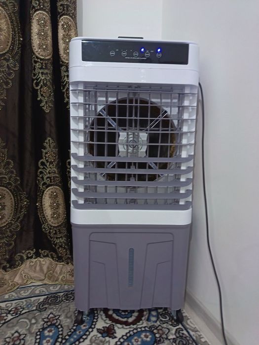 Ventilyator sotiladi