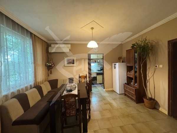 Продава се Четиристаен апартамент в Пловдив, Кючук Париж - 107 кв.м за 1664 €/кв.м - Снимка #2