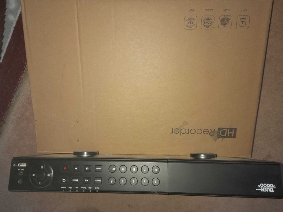 Записывающее устройство NVR Tank VS-2808NE-C