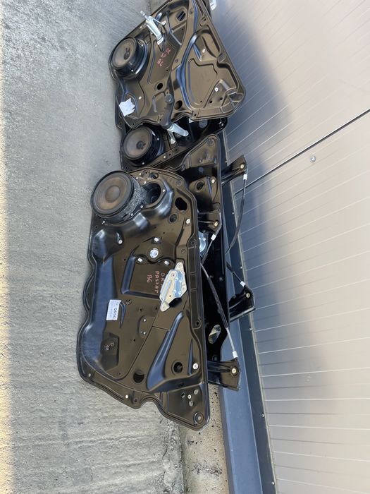 Macara geam stanga / dreapta fata / spate VW passat b6 b7