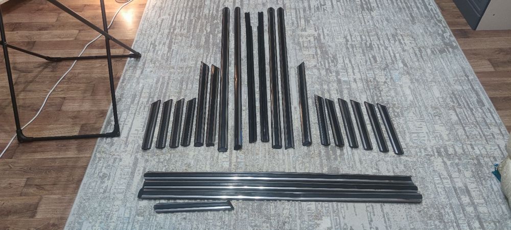 молдинги на БМВ Е21