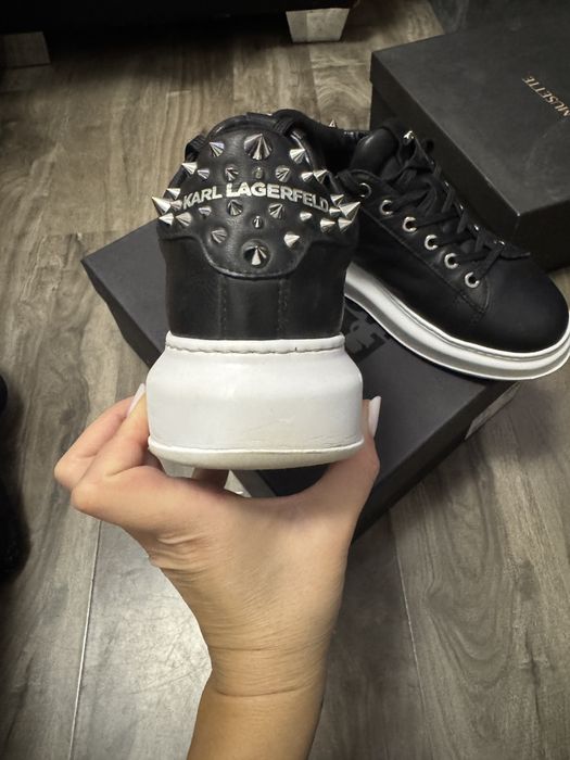 Vand adidasi Karl Lagerfeld