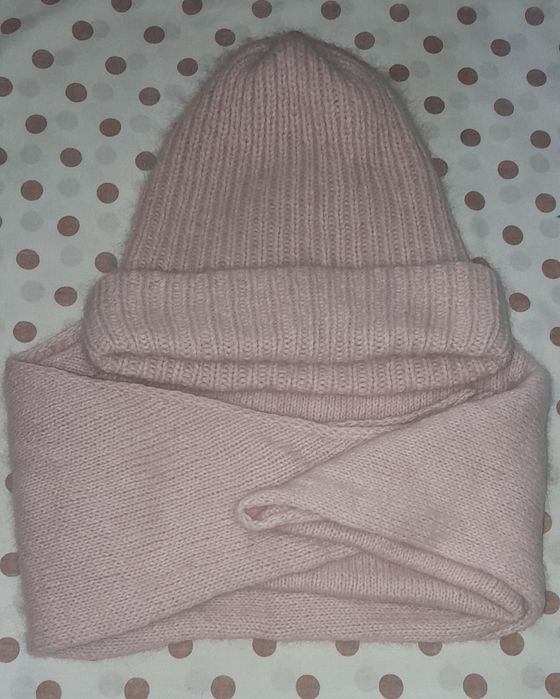 Шапки женские за 1000