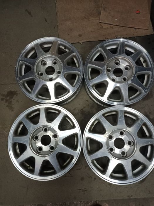 Продам диски на 15 в идеальном состоянии,